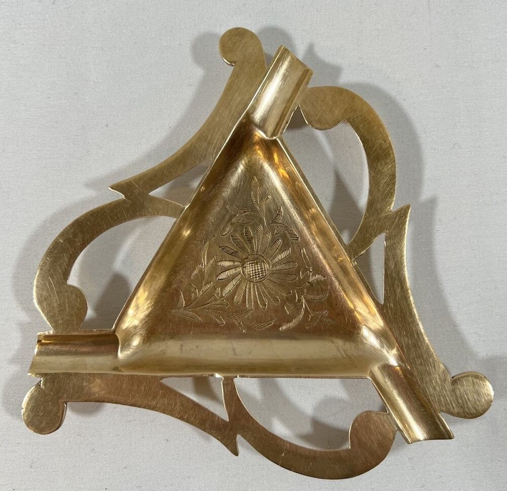 Vintage Harilela’s India Brass Ashtray Triangle Etched Trinket Catchall Dish